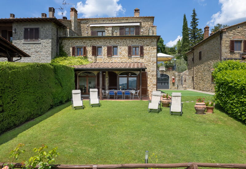 Villa Olivi - Subbiano, Toscana, Pool And Nature: Außen, Ausstattung, Frühling, Garten, Herbst, Sommer
