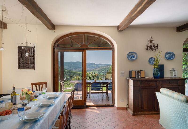 Villa Olivi - Subbiano, Toscana, Pool And Nature: Ausstattung, Esszimmer, Frühling, Herbst, Sommer, Zimmerdetails