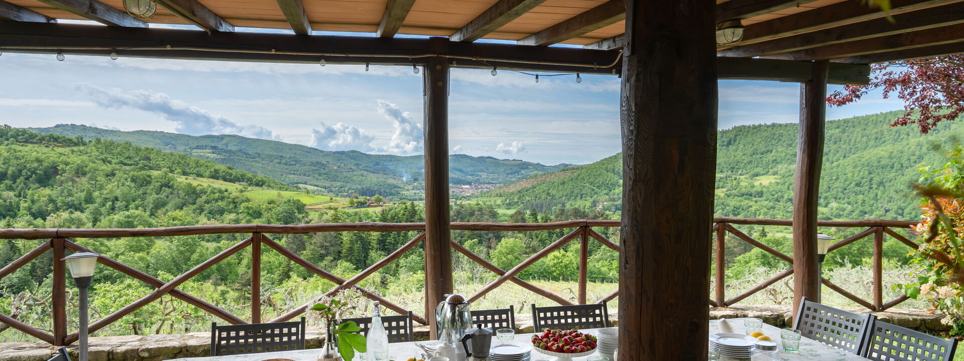 Villa Castelluccio - Arezzo, Toscana: Autumn, Building Exterior, Garden, Spring, Summer