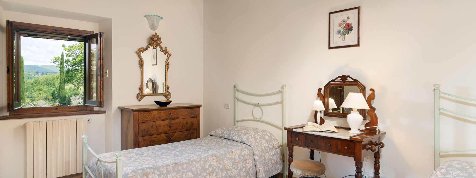 Villa Castelluccio - Arezzo, Toscana: Autumn, Bedroom, Spring, Summer