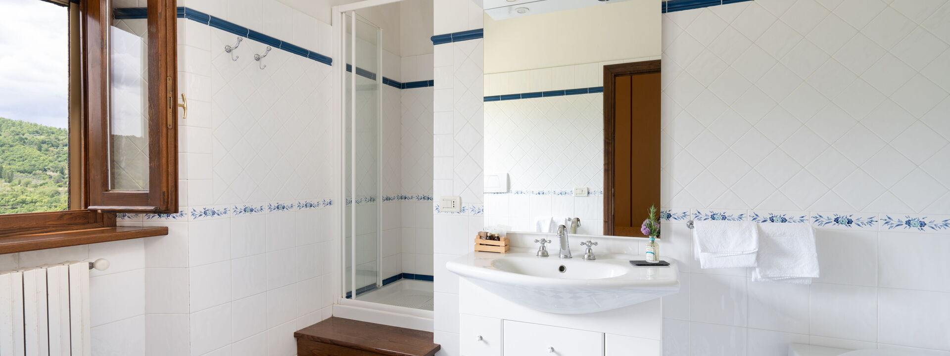 Villa Castelluccio - Arezzo, Toscana: Autumn, Bathroom, Spring, Summer