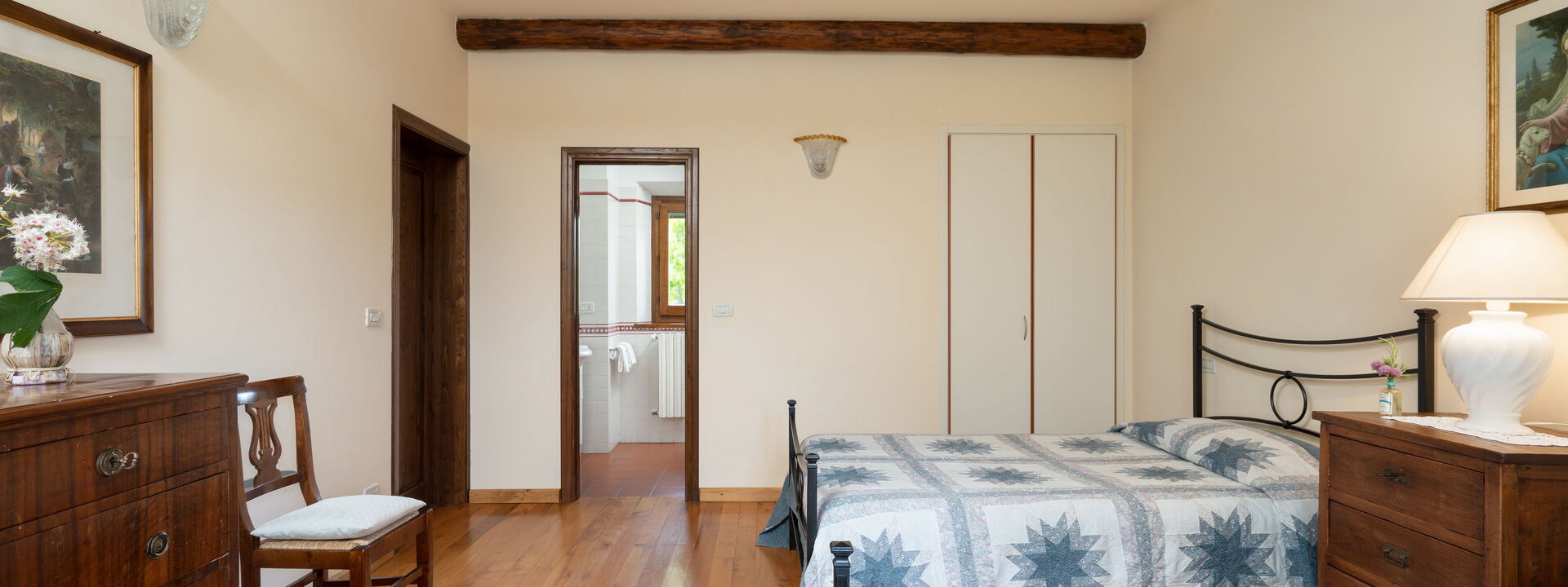 Villa Castelluccio - Arezzo, Toscana: Autumn, Bedroom, Spring, Summer