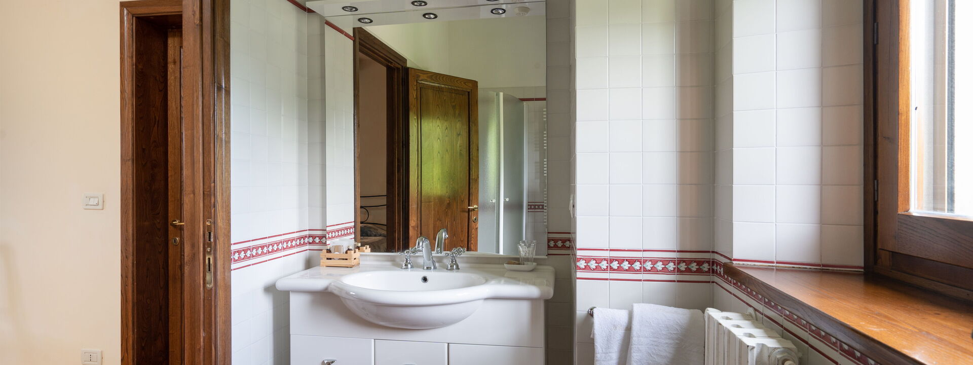 Villa Castelluccio - Arezzo, Toscana: Autumn, Bathroom, Spring, Summer