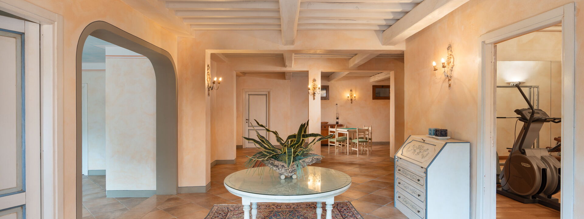 Villa Monte Bottigli: Autumn, Other Room, Spring, Summer