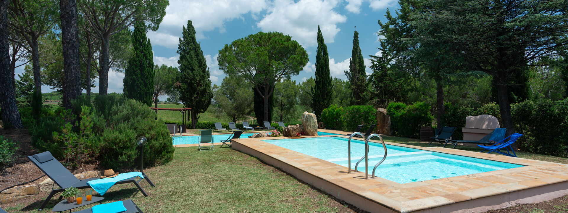 Villa Monte Bottigli: Building Exterior, Garden, Outdoor, Pool, Summer