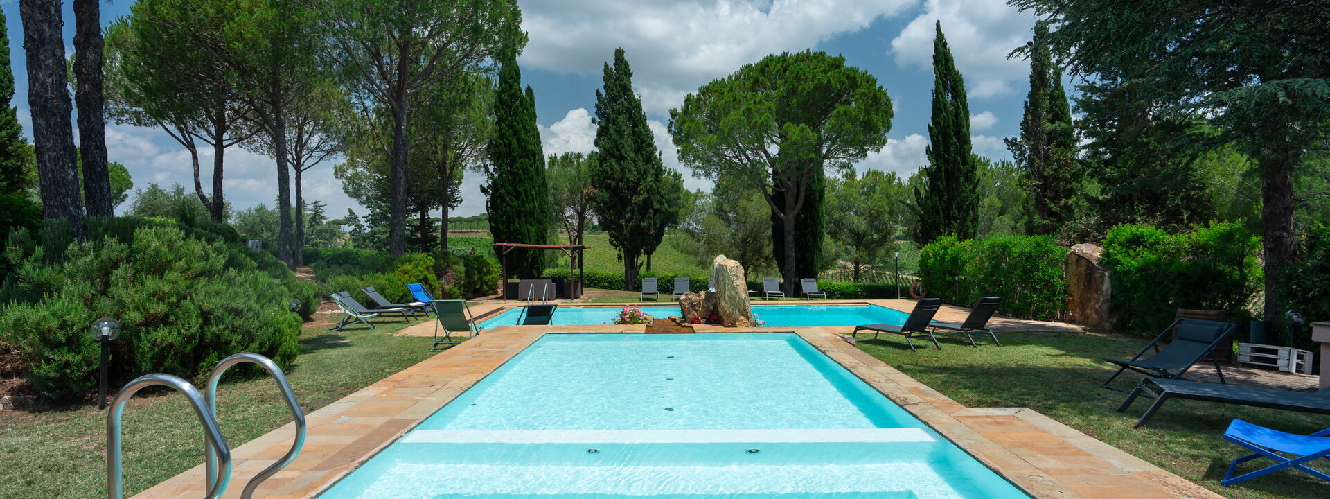 Villa Monte Bottigli: Building Exterior, Garden, Hot Tub, Outdoor, Pool, Summer