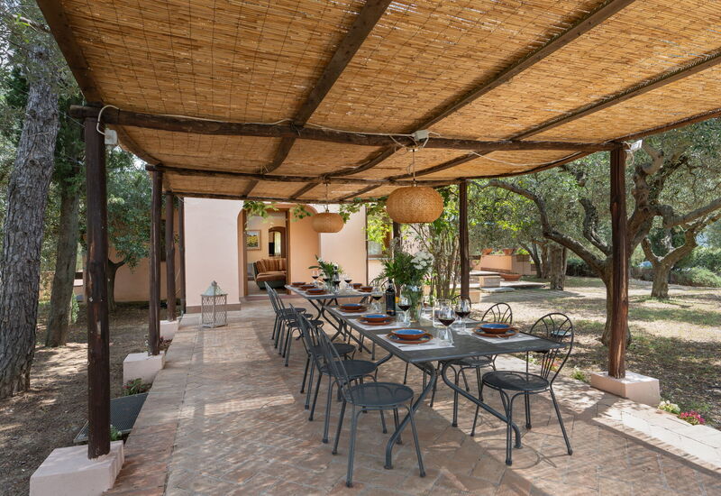 Villa Monte Bottigli: Außen, Balkon / Terrasse / Patio, Draussen, Frühling, Haupteingang, Herbst, Sommer, Wohnzimmer