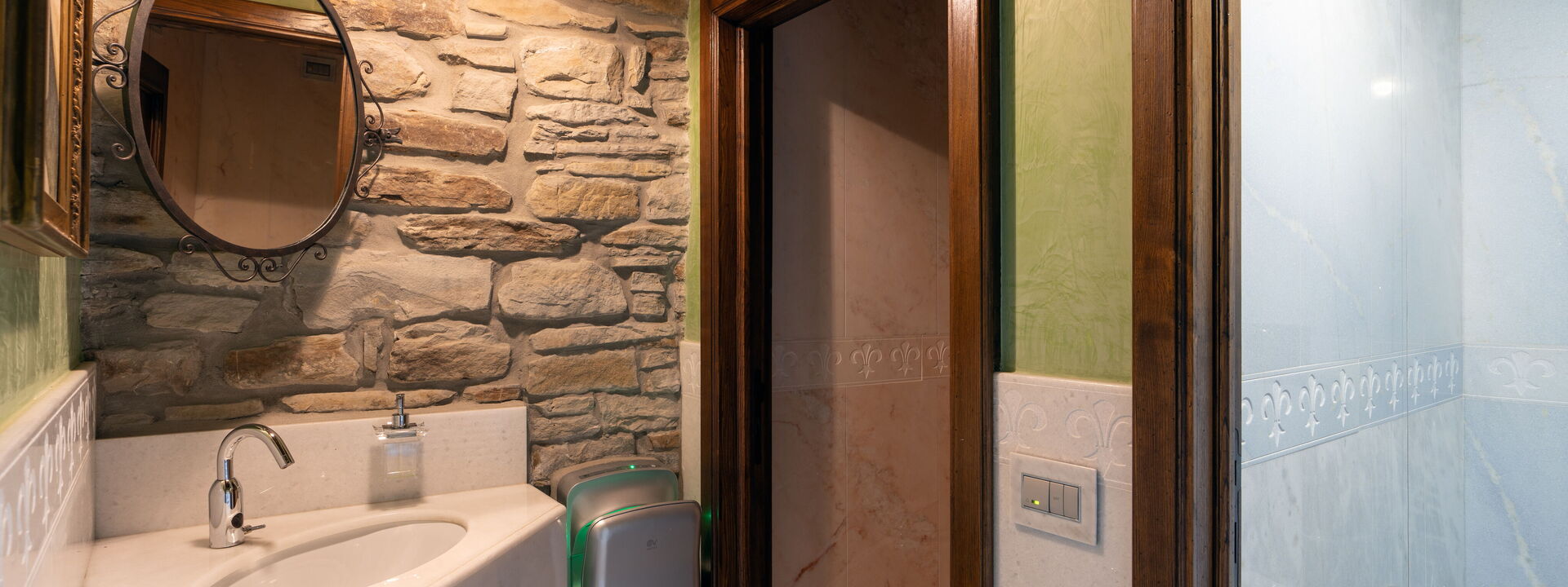 Villa Torre Delle Rose - Firenzuola, Private Pool, Ac, Privacy: Autunno, Bagno, Estate, Primavera