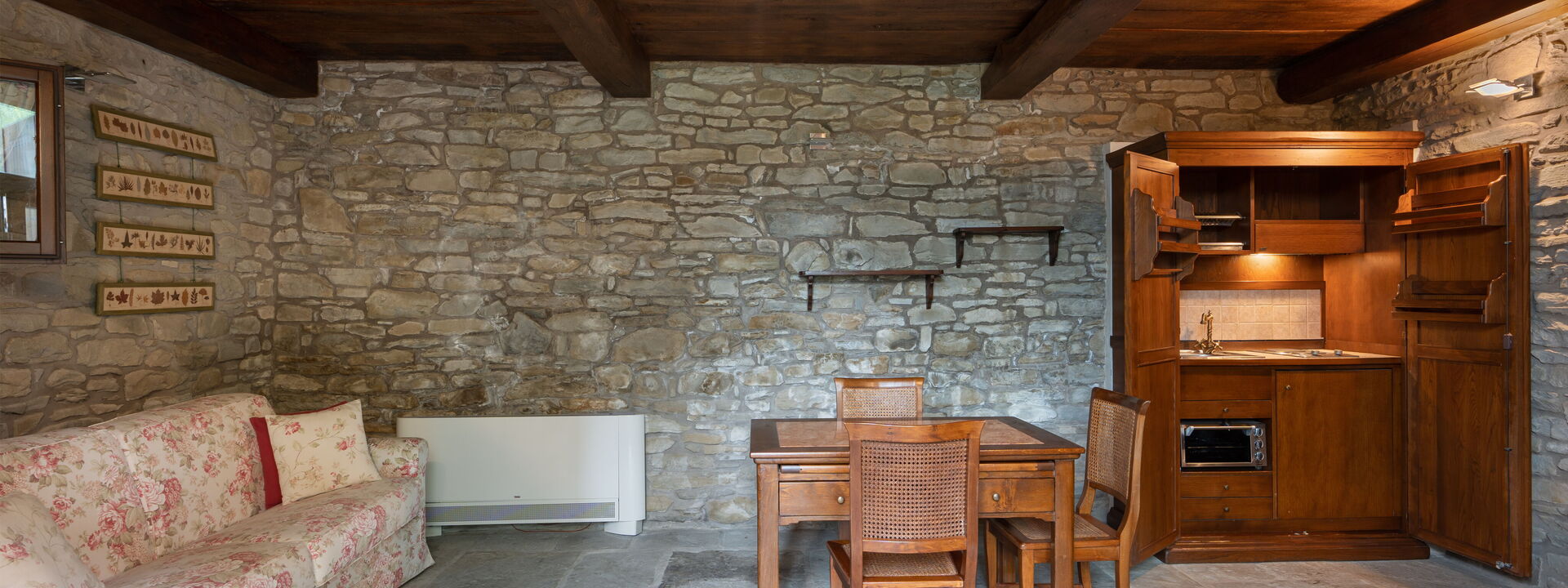 Villa Torre Delle Rose - Firenzuola, Private Pool, Ac, Privacy: Autunno, Estate, Primavera, Soggiorno