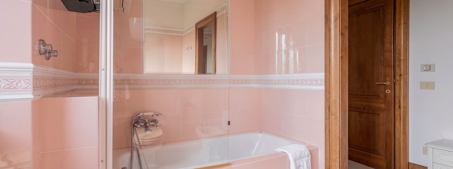 Villa Recanati, Val D'orcia, Private Pool, Jacuzzi, Wifi: Autunno, Bagno, Caratteristiche, Dettagli della stanza, Estate, Primavera