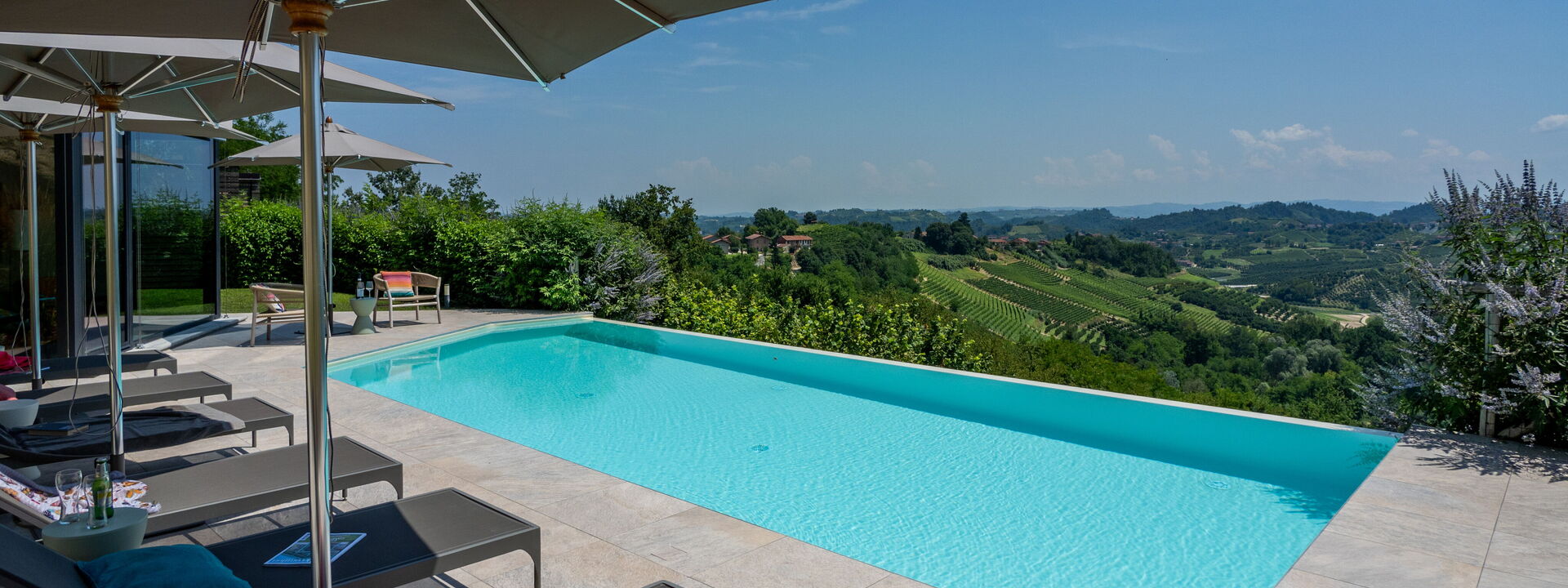 Relais Casa Clara - Roero - Langhe, Piemonte: Autunno, Estate, Piscina, Primavera