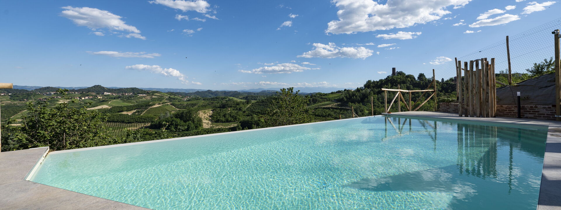 Relais Casa Clara - Roero - Langhe, Piemonte: Autunno, Estate, Piscina, Primavera