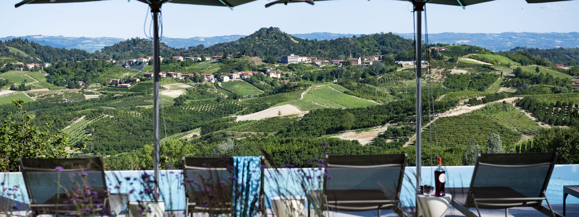 Relais Casa Clara - Roero - Langhe, Piemonte: Autunno, Estate, Primavera, Vista Panoramica