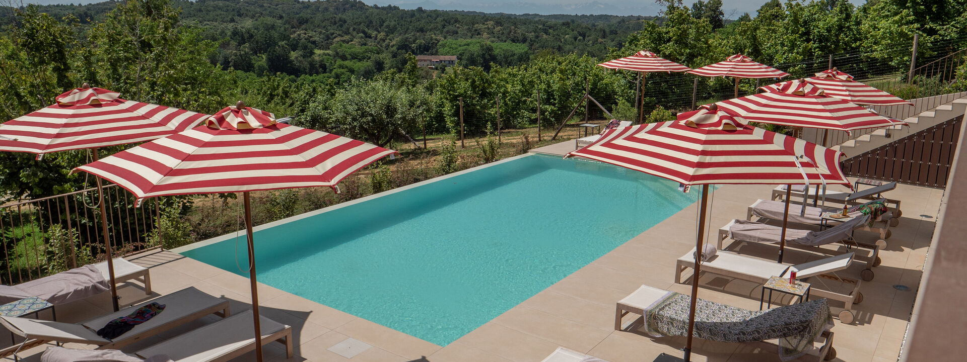 Casa Gallo - Roero - Langhe, Piemonte: Frühling, Garten, Herbst, Sommer