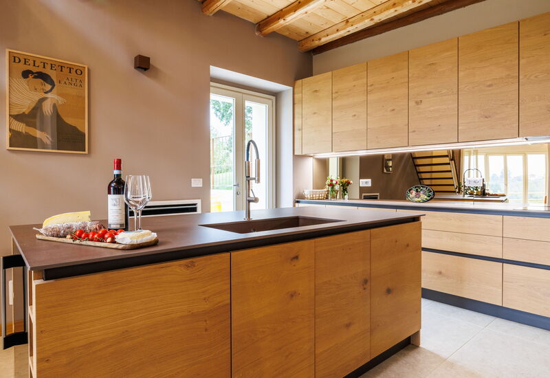 Casa Gallo - Roero - Langhe, Piemonte: Autumn, Kitchen, Spring, Summer