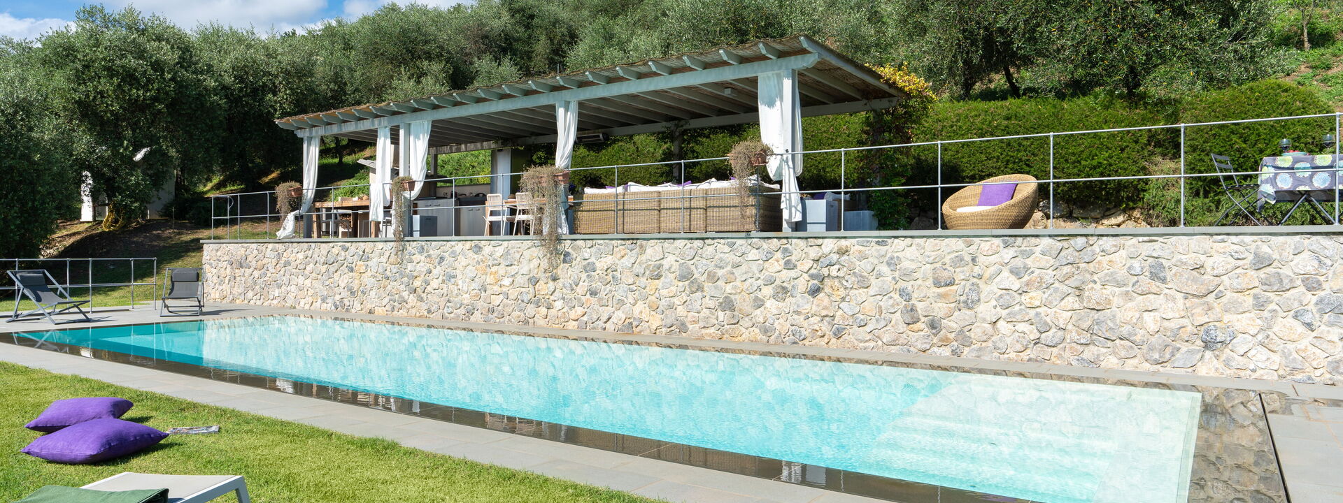 Luxury Green Marignana Villa, Versilia, Pool, Ac, Sauna: Autunno, Estate, Giardino, Piscina, Primavera