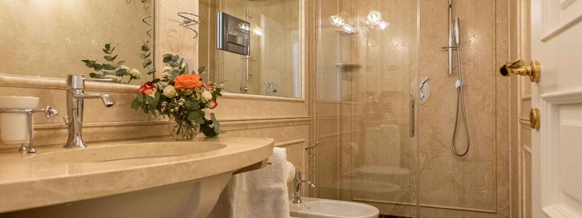 Charming Apartment Cartoni - Città Della Pieve, Umbria: Autunno, Bagno, Estate, Primavera