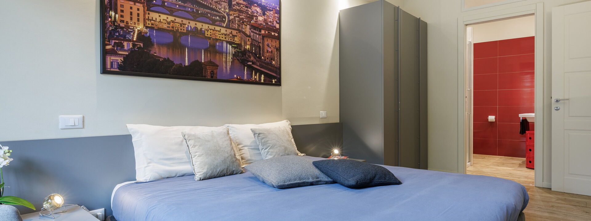 Betty Florence Charming Modern Apartment Near Piazza della Libertà: Autumn, Bedroom, Spring, Summer