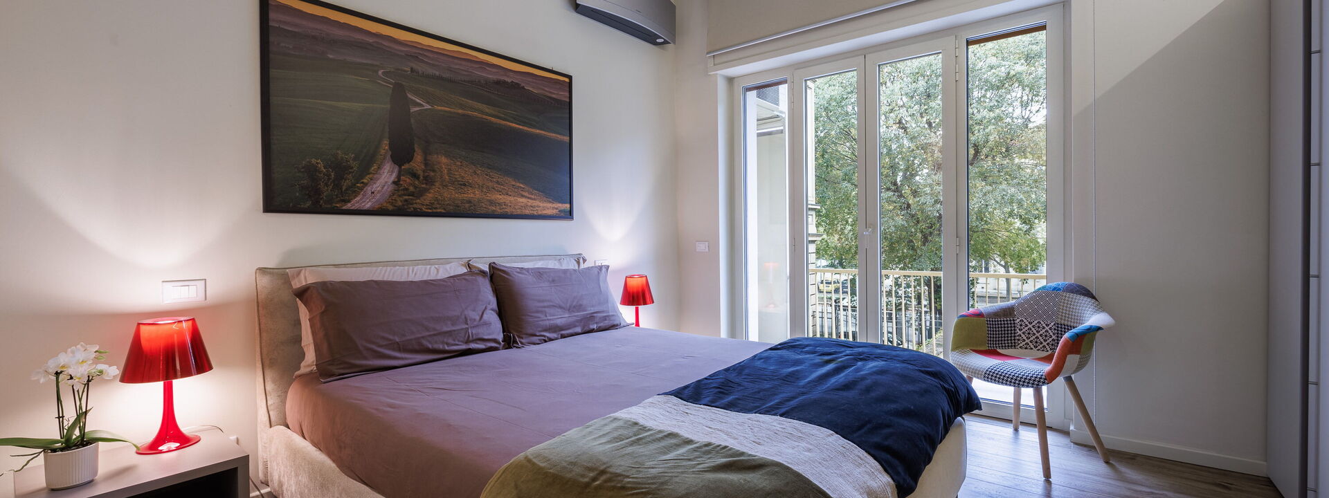 Betty Florence Charming Modern Apartment Near Piazza della Libertà: Autumn, Bedroom, Spring, Summer