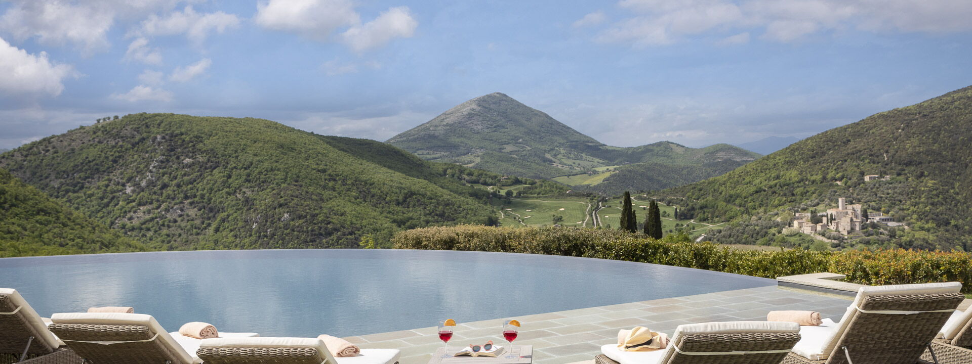 Villa Subtilia - Tenuta Di Murlo, Umbria: Autunno, Estate, Esterni, Piscina, Primavera