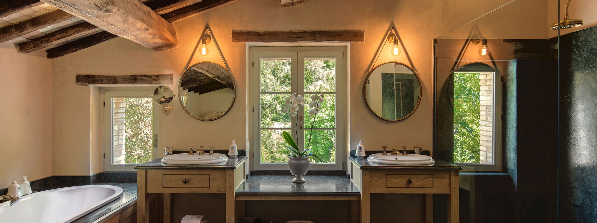 Villa Molinella - Tenuta Di Murlo, Umbria: Autunno, Bagno, Estate, Primavera