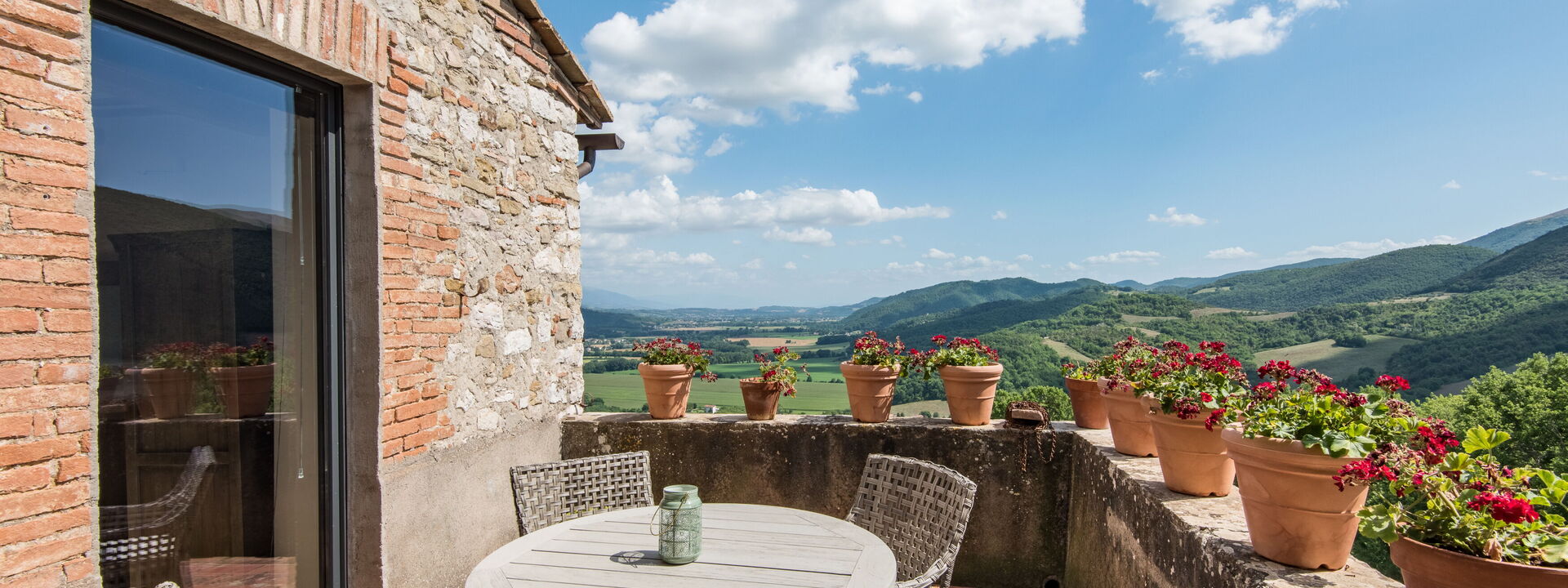 Villa Castiglione Ugolino - Tenuta Di Murlo, Umbria: Autumn, Building Exterior, Spring, Summer
