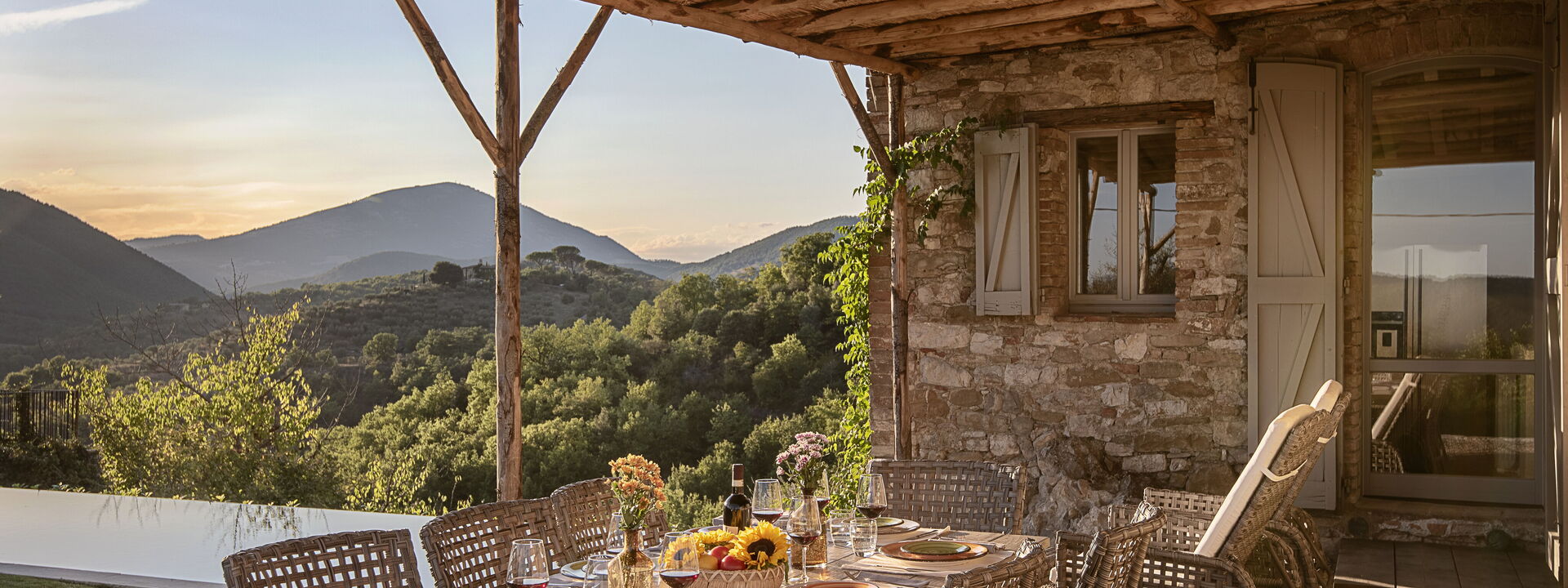 Villa Castiglione Ugolino - Tenuta Di Murlo, Umbria: Autumn, Building Exterior, Spring, Summer