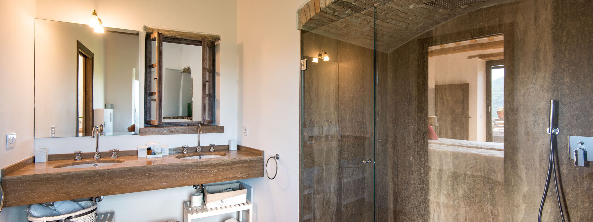 Villa Castiglione Ugolino - Tenuta Di Murlo, Umbria: Autumn, Bathroom, Spring, Summer