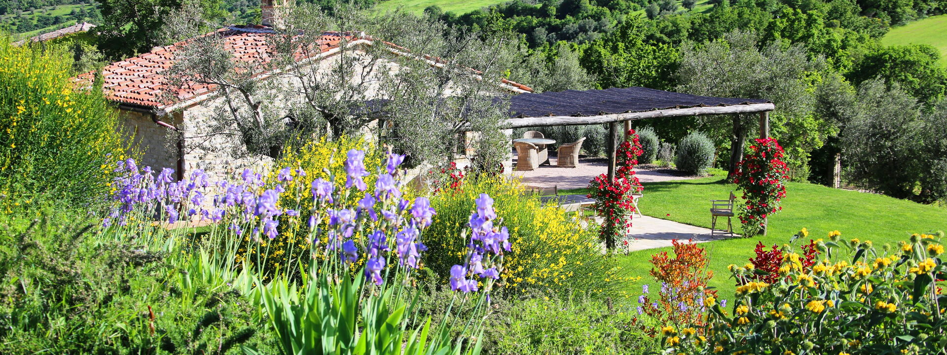 Villa Caminata - Tenuta Di Murlo, Umbria: Autunno, Estate, Esterni, Giardino, Primavera