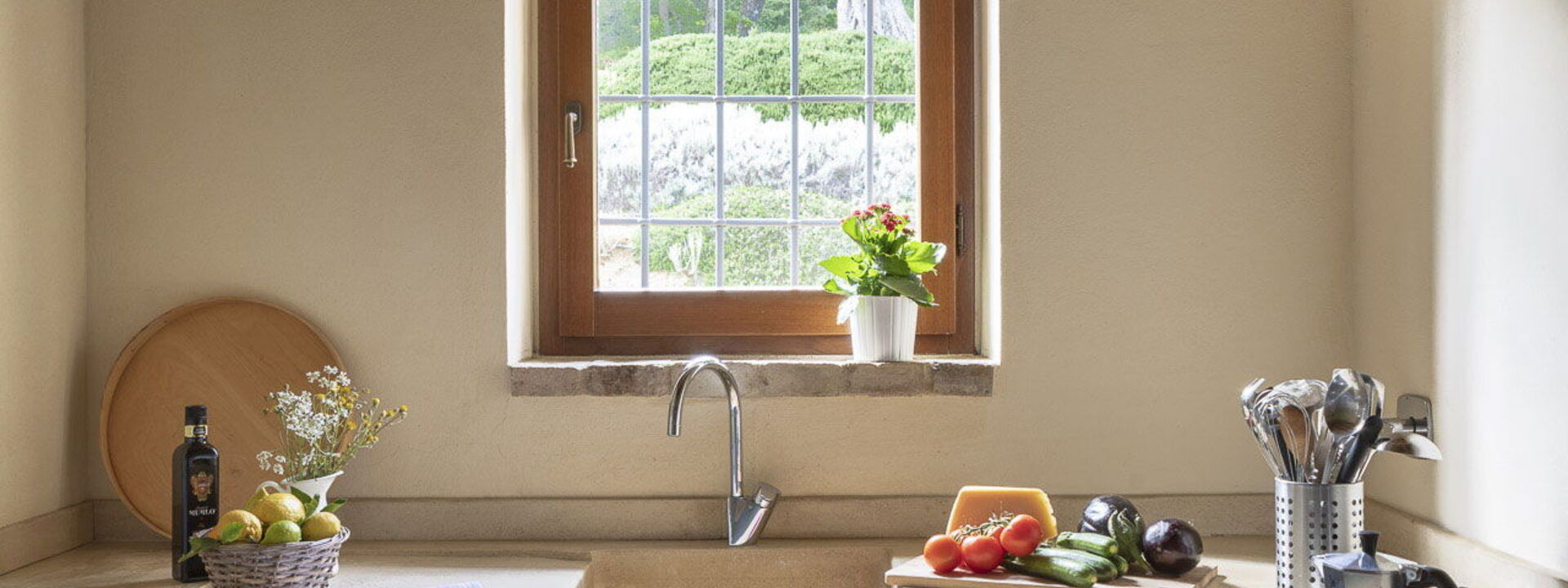 Villa Torre - Tenuta Di Murlo, Umbria: Autumn, Kitchen, Spring, Summer