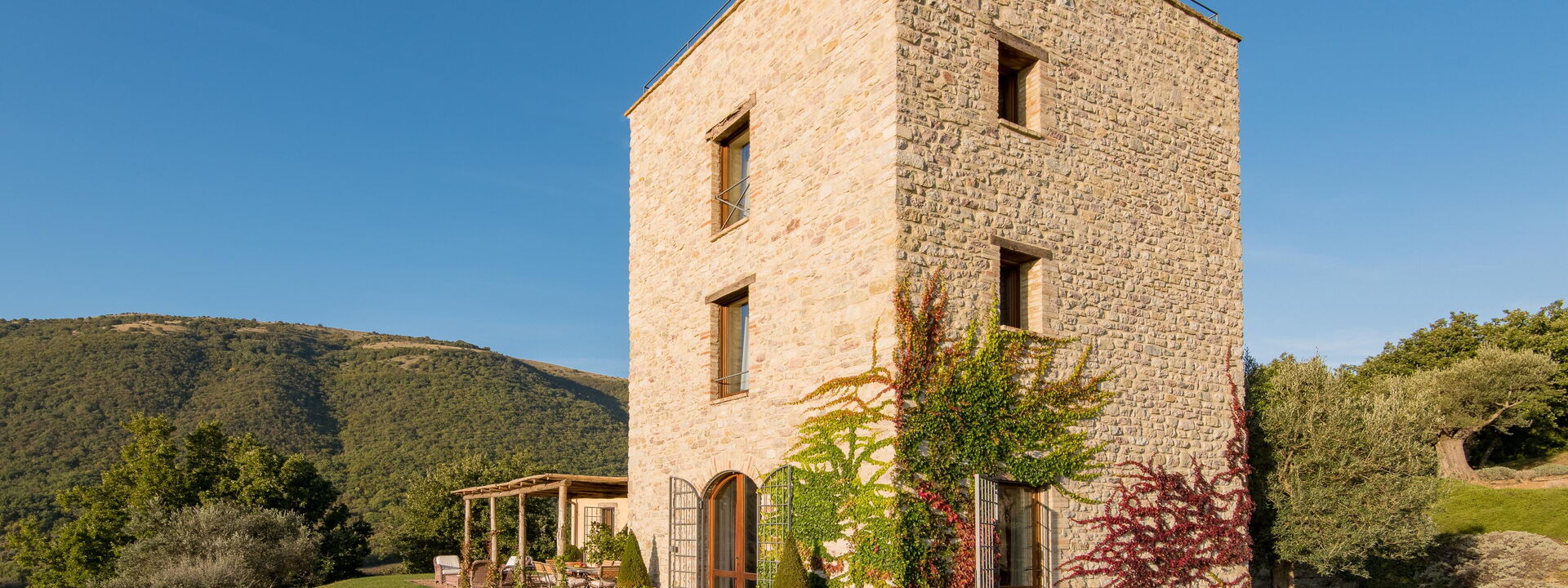 Villa Torre - Tenuta Di Murlo, Umbria: Autumn, Building Exterior, Garden, Spring, Summer