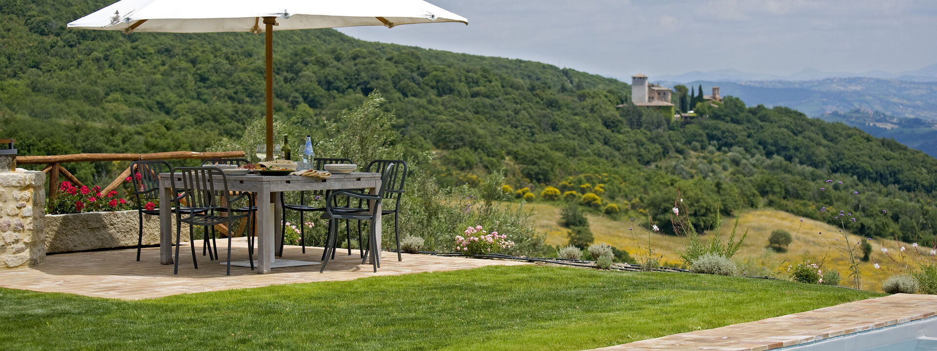 Villa Torre - Tenuta Di Murlo, Umbria: Autumn, Building Exterior, Garden, Pool, Spring, Summer