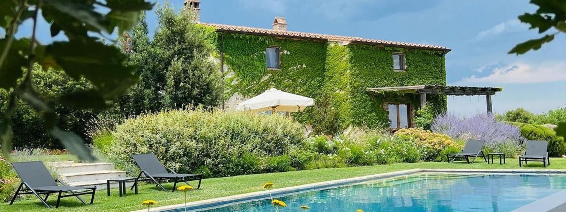 Villa Santa Croce - Tenuta Di Murlo, Umbria: Außen, Frühling, Herbst, Schwimmbad, Sommer