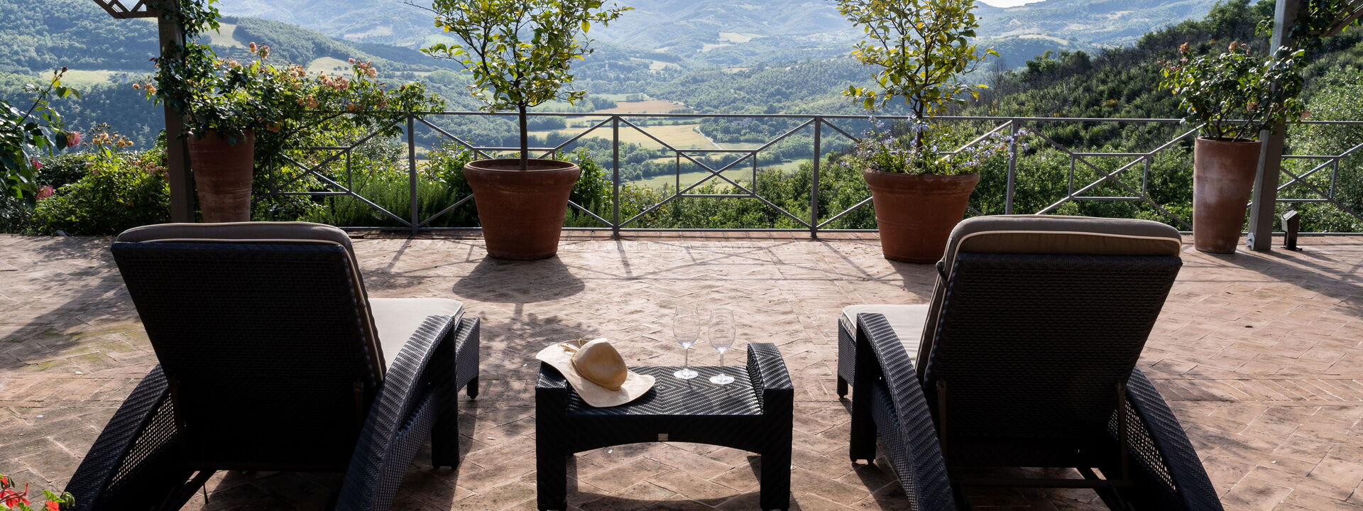 Villa Monticelli - Tenuta Di Murlo, Umbria: Autumn, Building Exterior, Spring, Summer