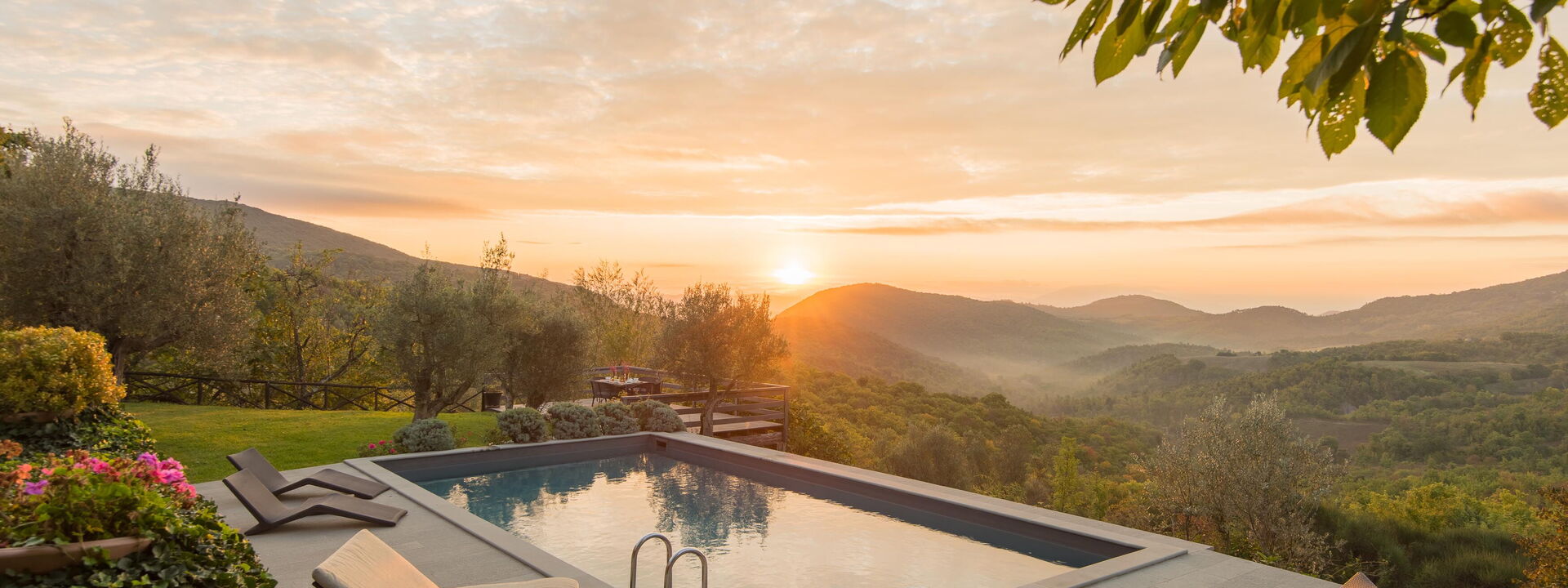 Villa San Savino - Tenuta Di Murlo, Umbria: Autumn, Building Exterior, Pool, Spring, Summer