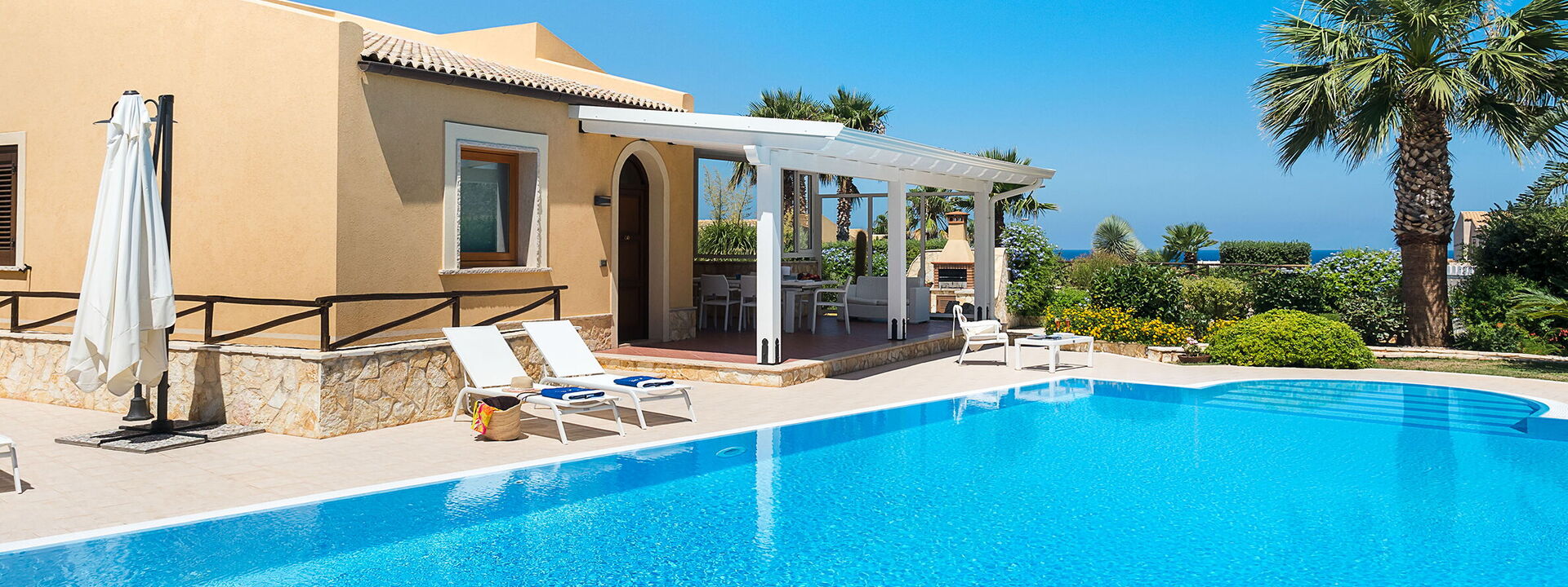 Villa Cornino - Custonaci, Sicilia: Automne, bassin, Été, Extérieurs, Printemps