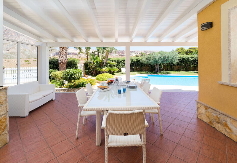 Villa Cornino - Custonaci, Sicilia: Autunno, Balcone / Terrazza / Patio, Estate, Esterni, Primavera