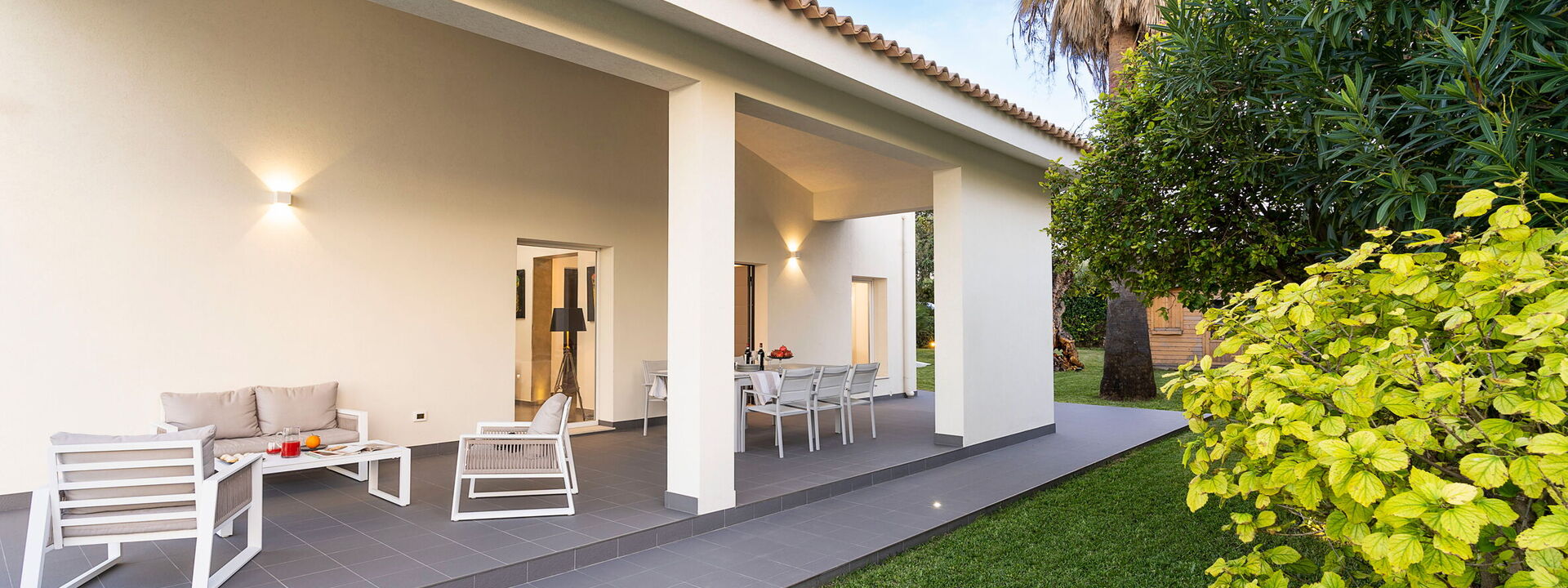 Villa Maddalena - Siracusa, Sicilia: Autunno, Estate, Esterni, Primavera