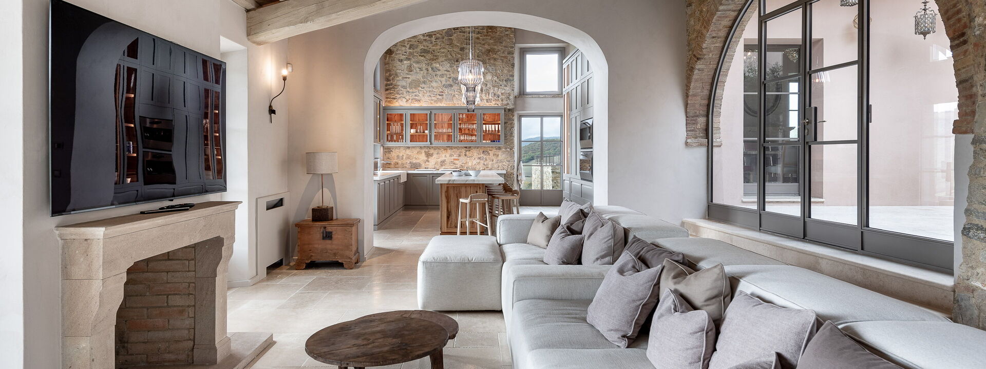 Podere Tesoro - Radicondoli, Toscana: Autumn, Living Room, Spring, Summer