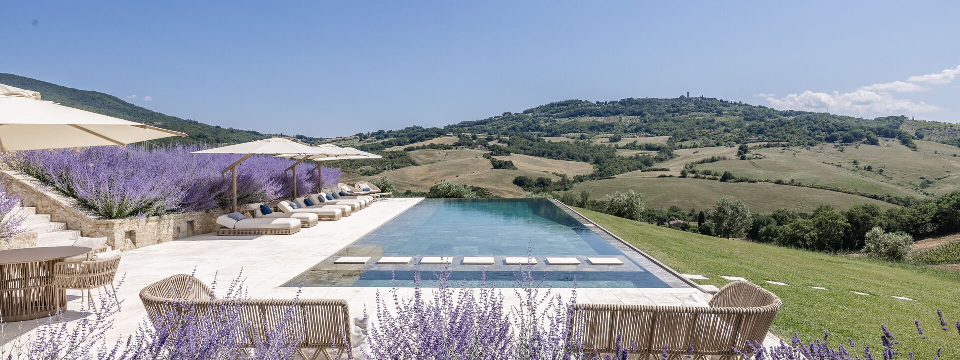 Podere Tesoro - Radicondoli, Toscana: Autumn, Building Exterior, Pool, Spring, Summer