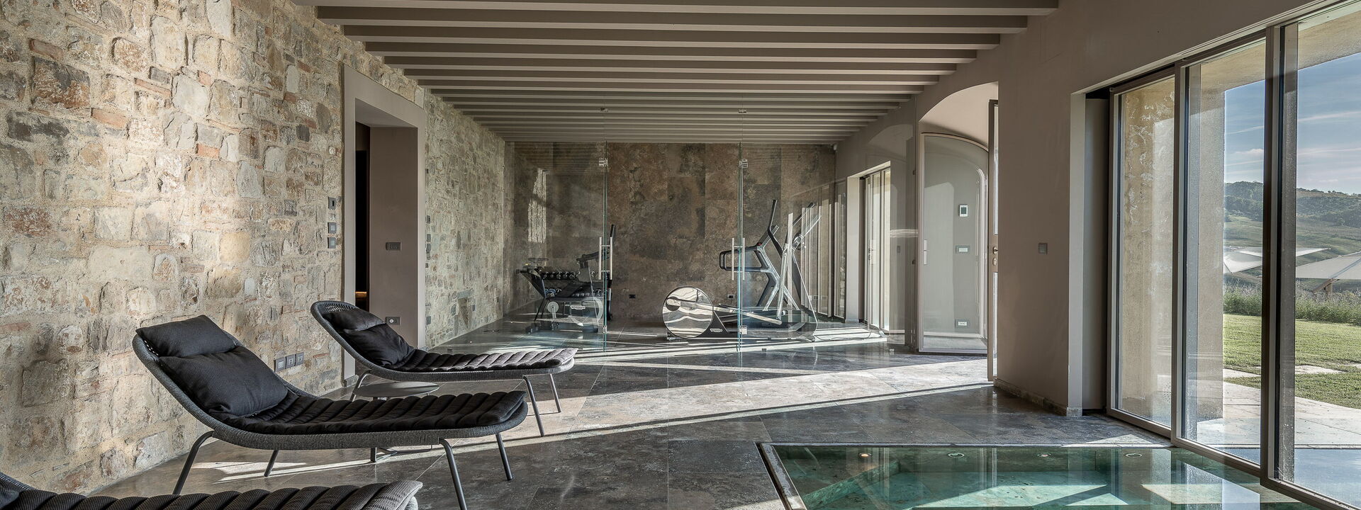 Podere Tesoro - Radicondoli, Toscana: Autumn, Building Exterior, Pool, Spring, Summer