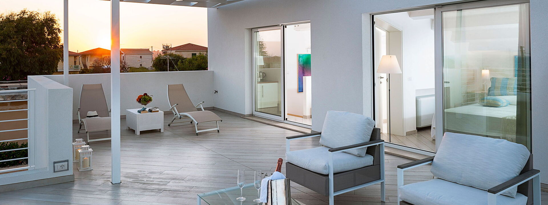 Casa Mareblu - Marina Di Modica, Sicilia: Automne, Balcon / Terrasse / Patio, Été, Extérieur, Extérieurs, Printemps