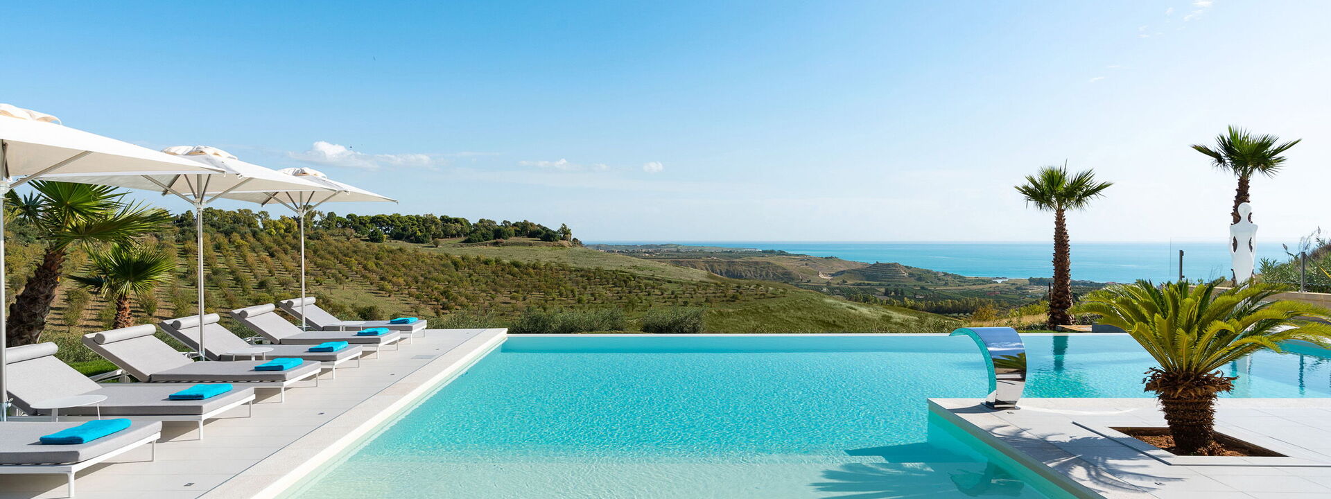 Villa Agrigenta - Ribera, Sicilia: Autumn, Balcony / Terrace / Patio, Building Exterior, Outdoor, Pool, Scenic View, Spring, Summer