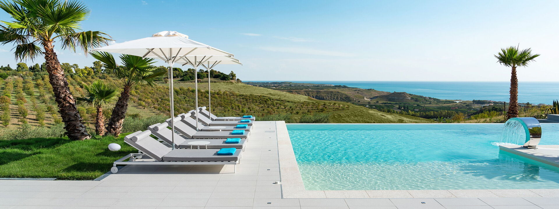 Villa Agrigenta - Ribera, Sicilia: Autumn, Balcony / Terrace / Patio, Building Exterior, Outdoor, Pool, Scenic View, Spring, Summer