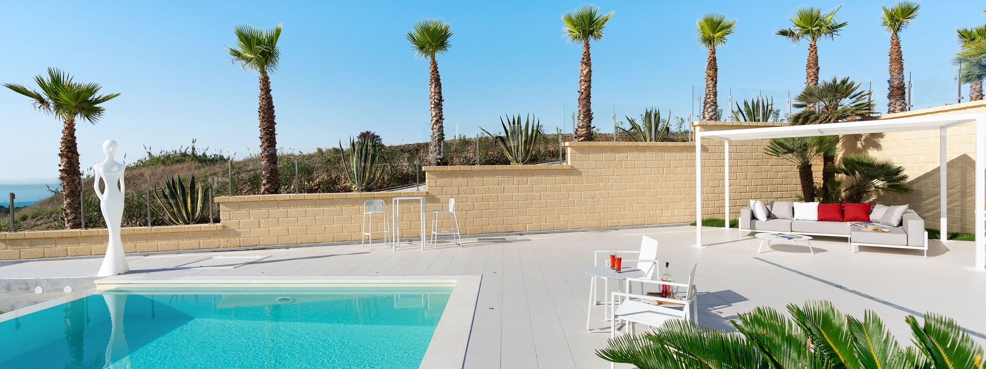 Villa Agrigenta - Ribera, Sicilia: Autumn, Balcony / Terrace / Patio, Pool, Spring, Summer