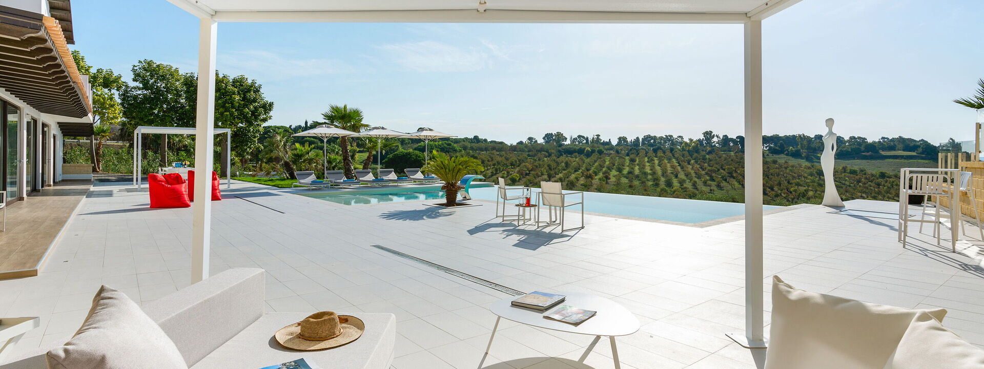 Villa Agrigenta - Ribera, Sicilia: Autumn, Balcony / Terrace / Patio, Building Exterior, Outdoor, Pool, Spring, Summer