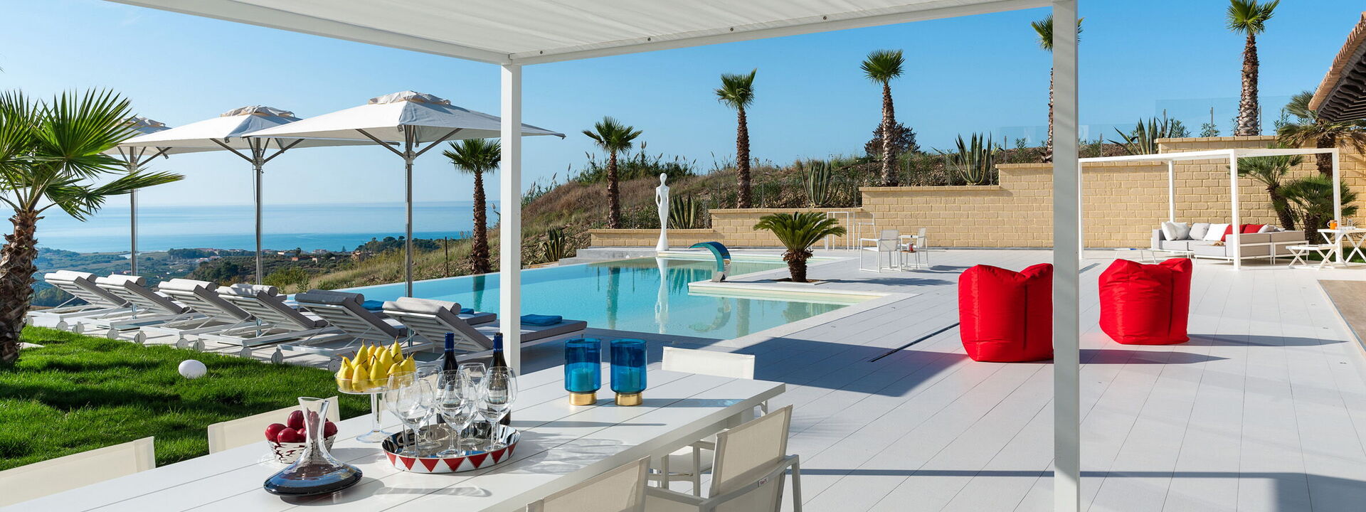 Villa Agrigenta - Ribera, Sicilia: Autumn, Balcony / Terrace / Patio, Building Exterior, Outdoor, Pool, Scenic View, Spring, Summer