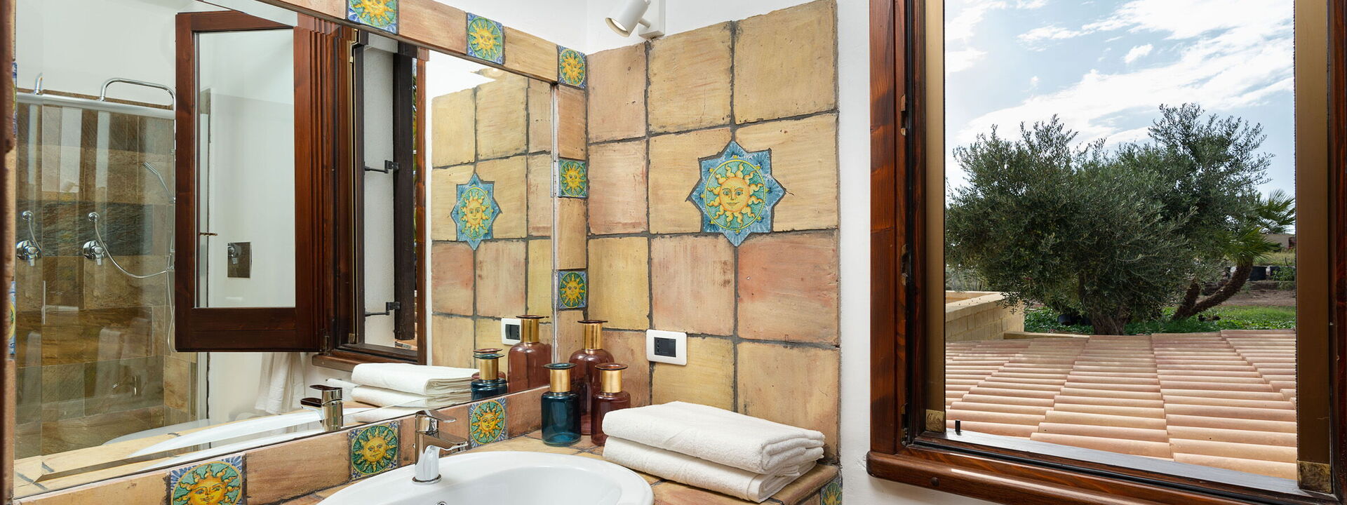 Villa Agrigenta - Ribera, Sicilia: Autumn, Bathroom, Spring, Summer