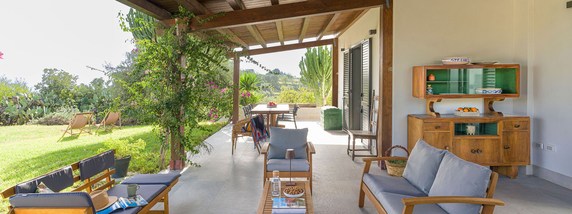 Casa Bianca - Noto, Sicilia: Autumn, Balcony / Terrace / Patio, Building Exterior, Outdoor, Spring, Summer