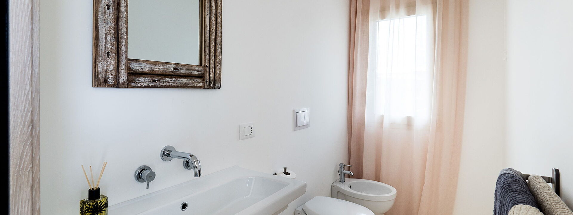 Casabella - Avola, Sicilia: Autumn, Bathroom, Spring, Summer